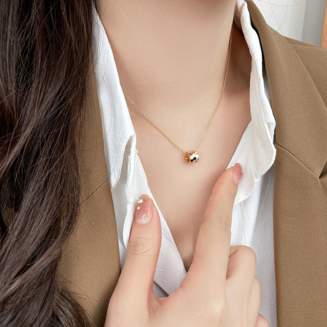 [Plus&Max]BEE MINI PEDANT DIAMOND NECKLACE