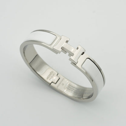 [Plus&Max]H WHITE BRACELET