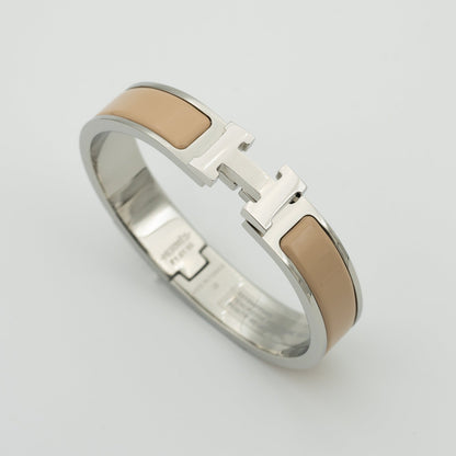 [Plus&Max]H GREY BRACELET