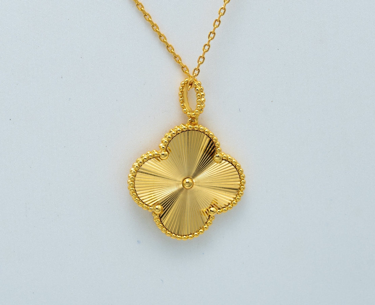 [Plus&Max]CLOVER 25MM PEDANT NECKLACE GOLD