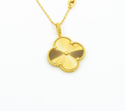 [Plus&Max]CLOVER 25MM PEDANT NECKLACE GOLD