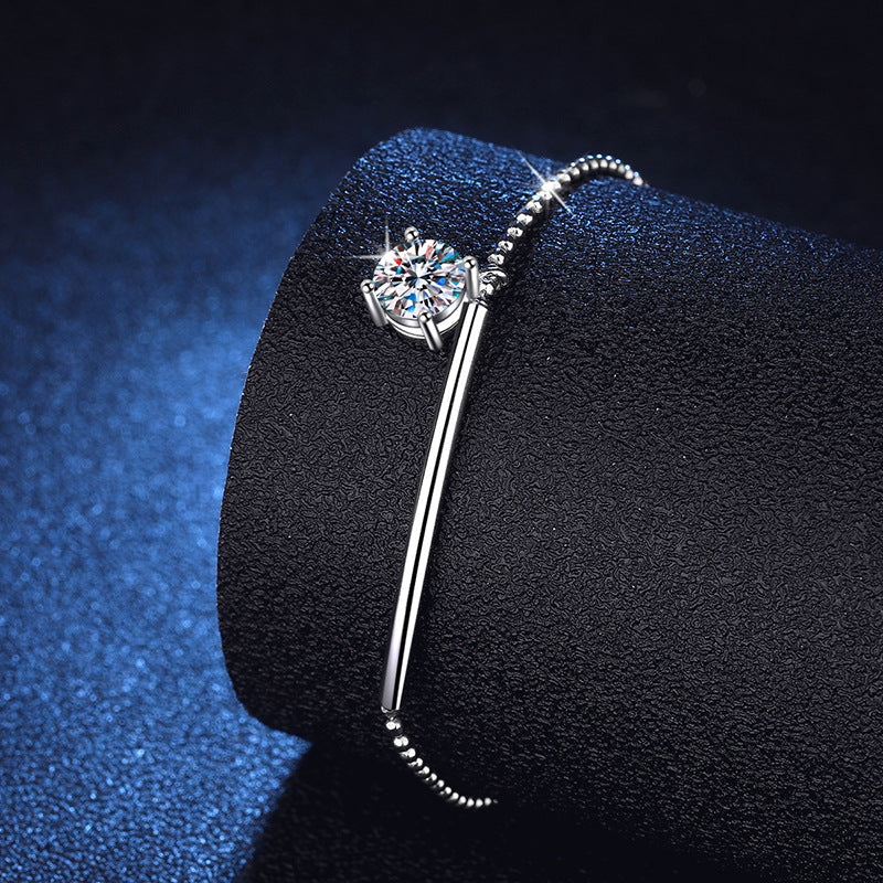 [Plus&Max]ELEGANT HALF-MOON CURVE MOISSANITE BRACELET