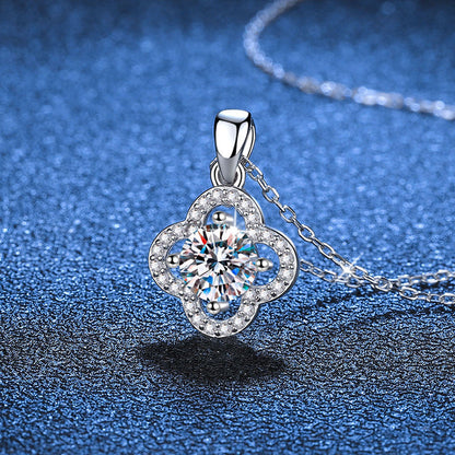 [Plus&Max]CLASSIC CLOVER MOISSANITE PENDANT NECKLACE