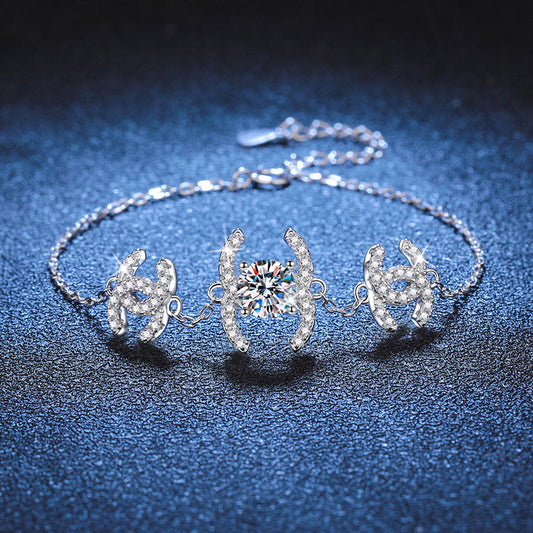 [Plus&Max]CLASSIC INTERLOCKING MOISSANITE BRACELET