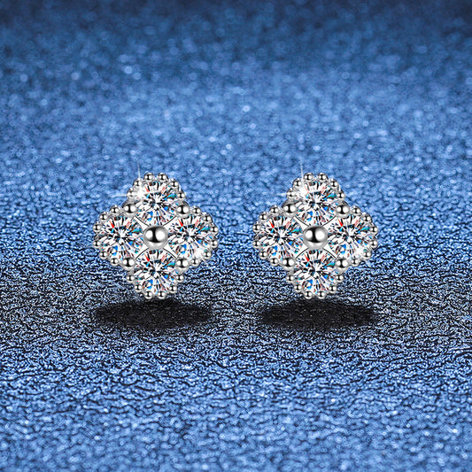 [Plus&Max]ELEGANT FOUR-LEAF CLOVER MOISSANITE STUD EARRINGS