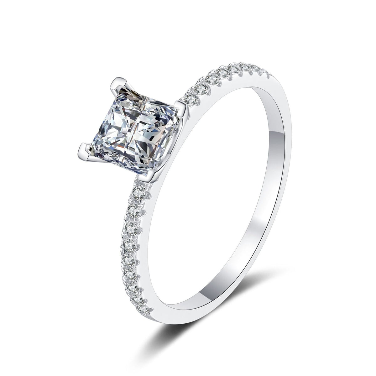 [Plus&Max]ELEGANT PRINCESS CUT MOISSANITE ENGAGEMENT RING