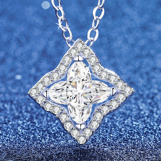 [Plus&Max]STAR-CLOVER MOISSANITE NECKLACE