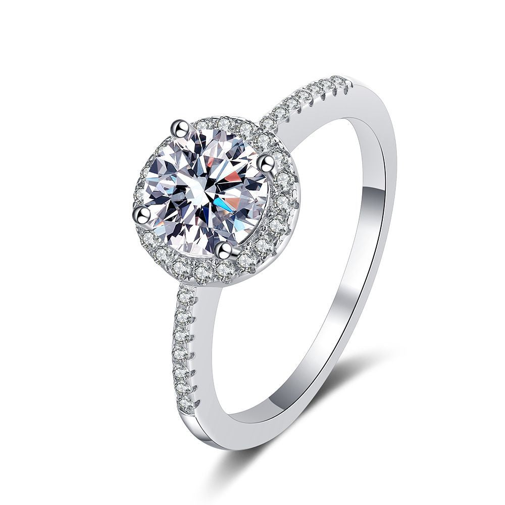 [Plus&Max]RADIANT ROUND HALO MOISSANITE ENGAGEMENT RING