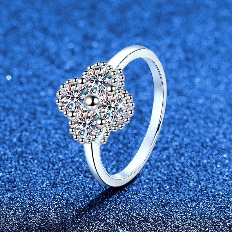 [Plus&Max]ELEGANT FOUR-LEAF CLOVER MOISSANITE RING