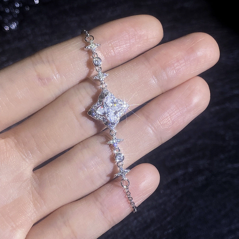 [Plus&Max]MARQUISE-CLOVER MOISSANITE BRACELET