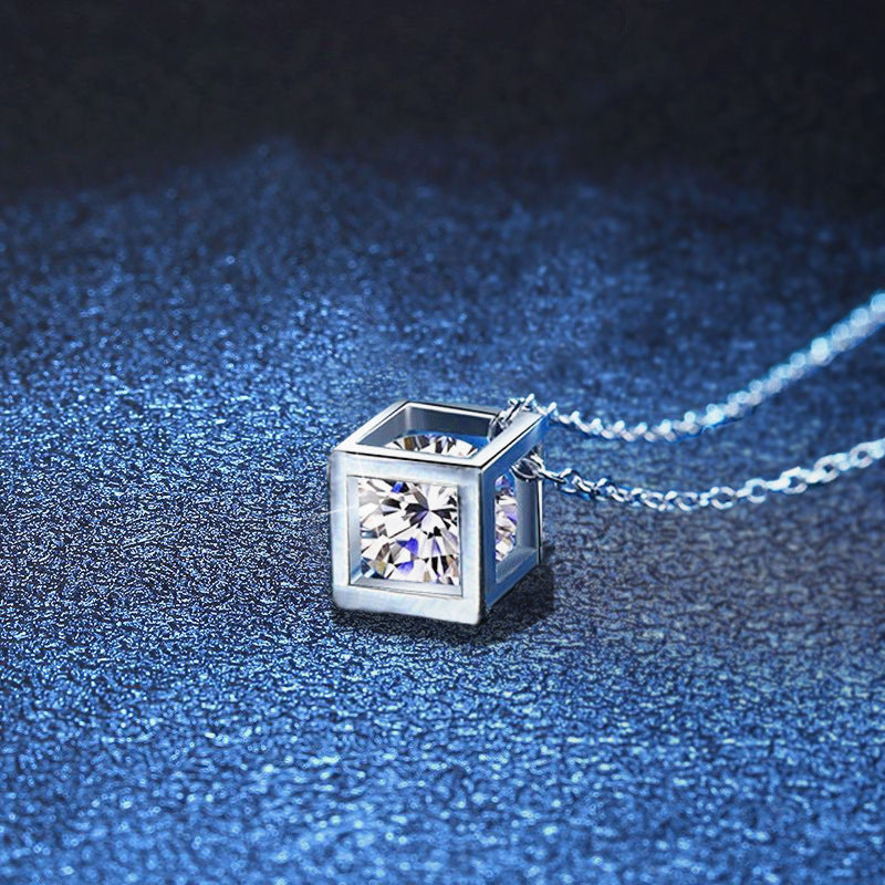 [Plus&Max]GEOMETRIC SUGAR-CUBE MOISSANITE NECKLACE