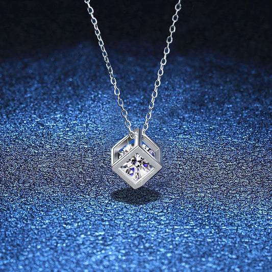 [Plus&Max]GEOMETRIC SUGAR-CUBE MOISSANITE NECKLACE