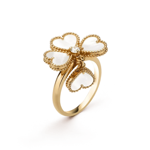 [Plus&Max]SWEET CLOVER WHITE MOP RING