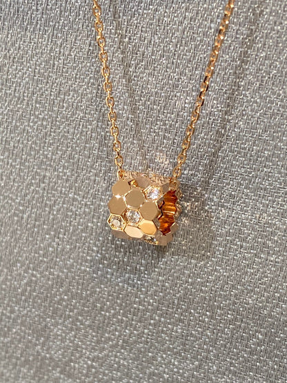 [Plus&Max]BEE LOVE DIAMOND NECKLACE