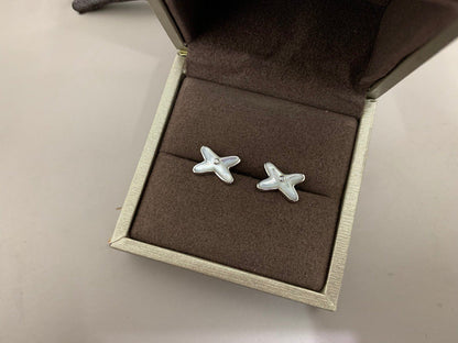 [Plus&Max]JEUX DE WHITE MOP SILVER DIAMOND EARRINGS
