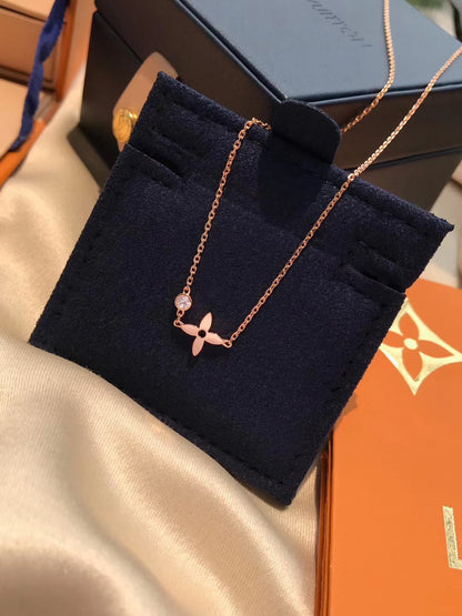 [Plus&Max]BLOSSOM PENDANT PINK GOLD AND DIAMOND