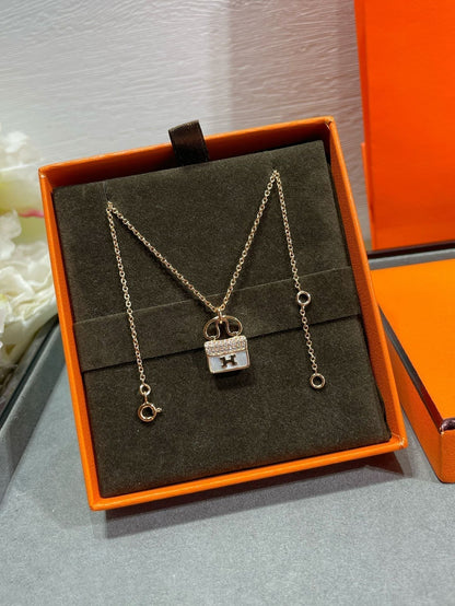 [Plus&Max]H CIRCE MOISSANITE PENDANT NECKLACE GOLD