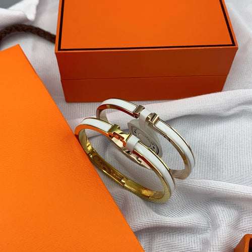 [Plus&Max]CLASSIC HM CLIC WHITE 8MM ENAMEL BRACELET