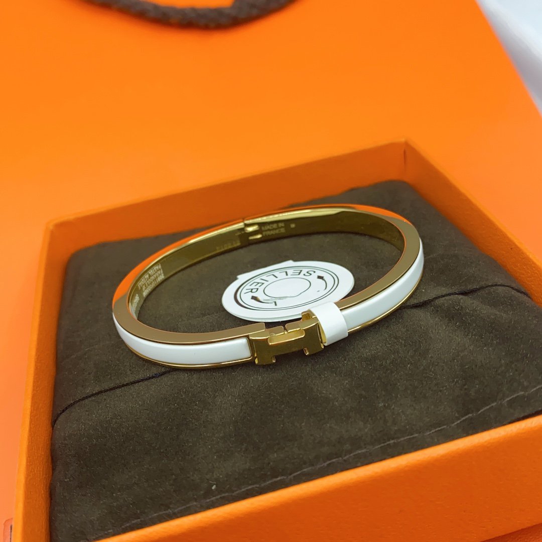 [Plus&Max]CLASSIC HM CLIC WHITE 8MM ENAMEL BRACELET