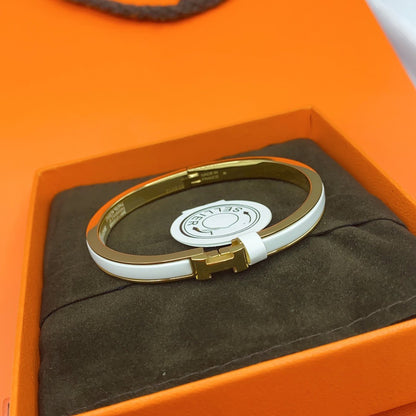 [Plus&Max]CLASSIC HM CLIC WHITE 8MM ENAMEL BRACELET