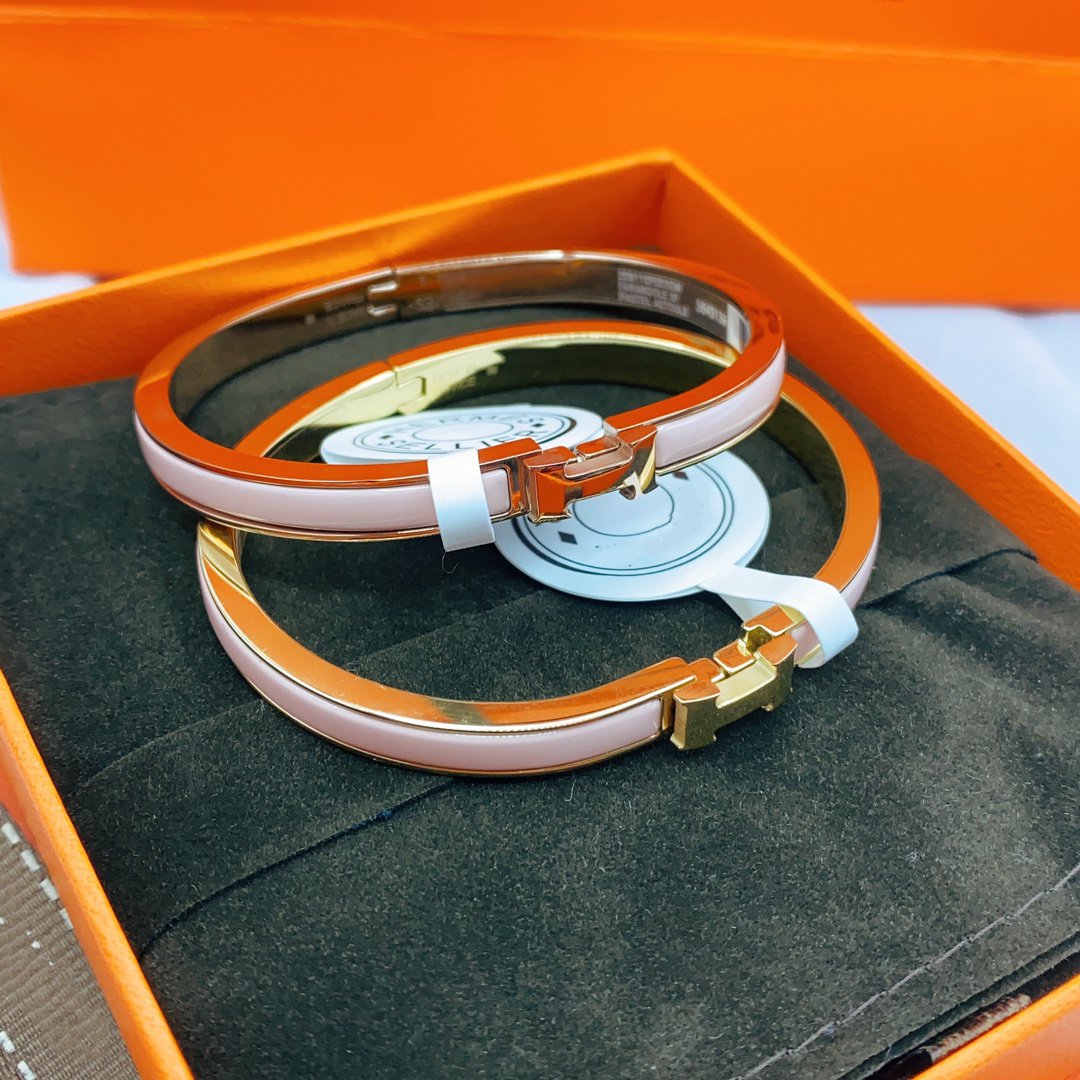 [Plus&Max]CLASSIC HM CLIC  PINK 8MM ENAMEL BRACELET