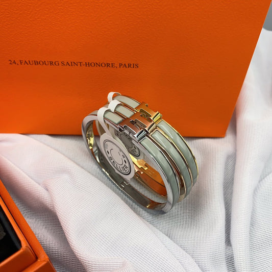 [Plus&Max]CLASSIC HM CLIC GREEN 8MM ENAMEL BRACELET