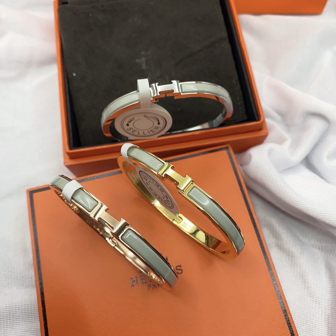 [Plus&Max]CLASSIC HM CLIC GREEN 8MM ENAMEL BRACELET