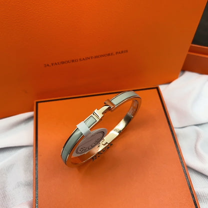 [Plus&Max]CLASSIC HM CLIC GREEN 8MM ENAMEL BRACELET