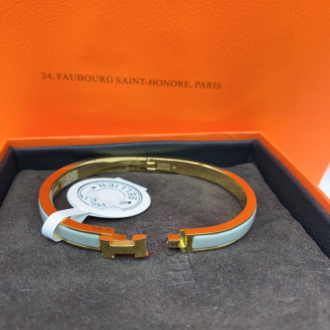 [Plus&Max]CLASSIC HM CLIC GREEN 8MM ENAMEL BRACELET