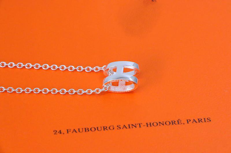[Plus&Max]HM NECKLACE H LETTER OVAL SERIES