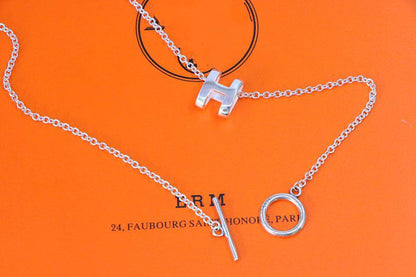 [Plus&Max]HM NECKLACE H LETTER OVAL SERIES