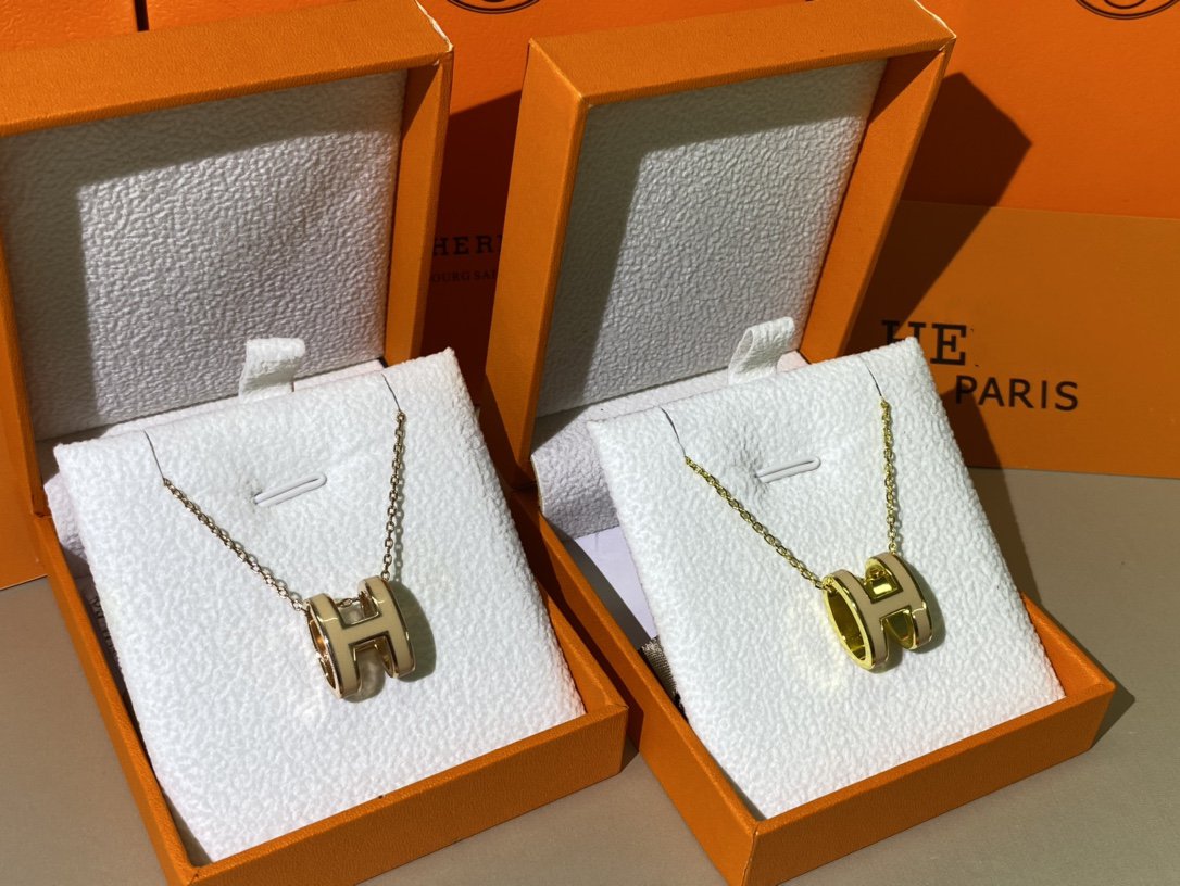 [Plus&Max]HM CLIC YELLOW ENAMEL GOLD NECKLACE