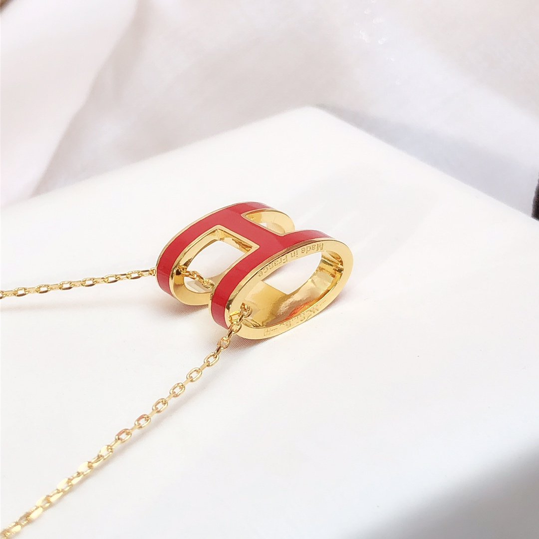 [Plus&Max]HM CLIC RED ENAMEL GOLD NECKLACE