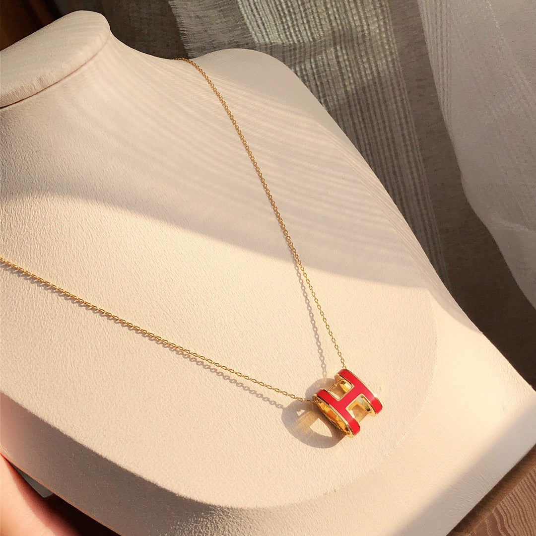 [Plus&Max]HM CLIC RED ENAMEL GOLD NECKLACE