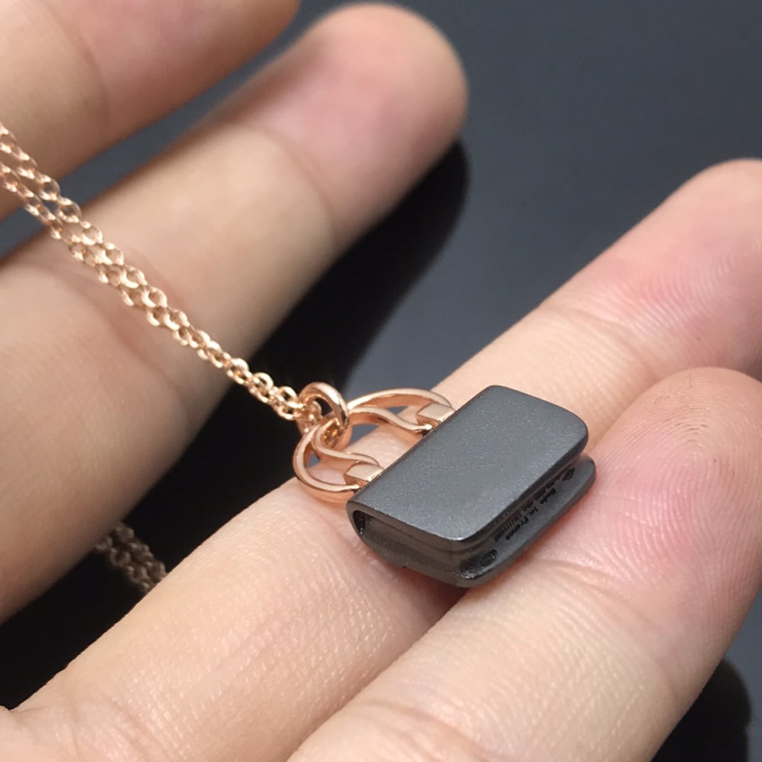 [Plus&Max]WOMEN'S HM AMULETTES CONSTANCE PENDANT NECKLACE