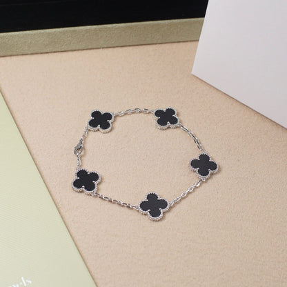 [Plus&Max]LUCKY CLOVER 5-MOTIF BRACELET - BLACK OXNY COLLECTION