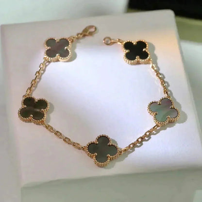 [Plus&Max]LUCKY CLOVER 5-MOTIF BRACELET - GREY MOTHER-OF-PEARL COLLECTION