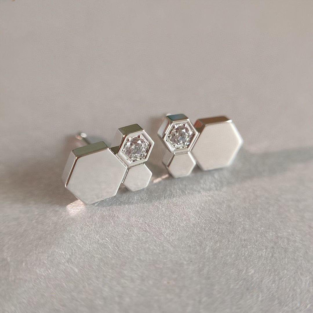 [Plus&Max]BEE LOVE SILVER DIAMOND EARRINGS