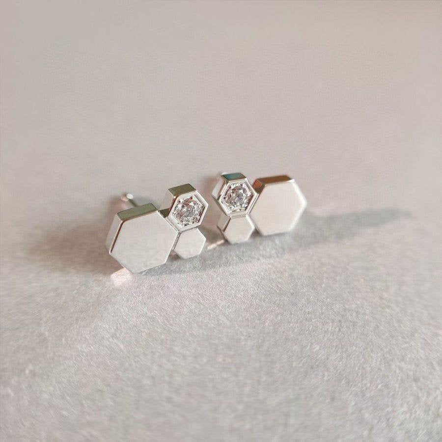 [Plus&Max]BEE LOVE SILVER DIAMOND EARRINGS