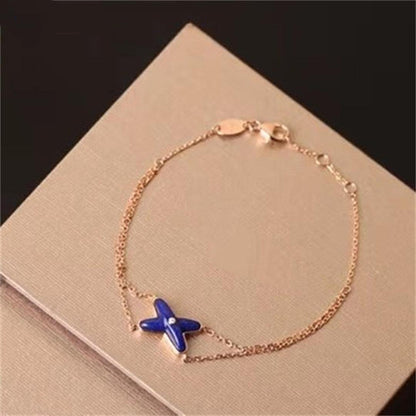 [Plus&Max]Hollow Design Four-Leaf Clover Flower Shape Bracelet
