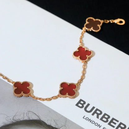 [Plus&Max]LUCKY CLOVER 5-MOTIF BRACELET - RED CARNELIAN COLLECTION