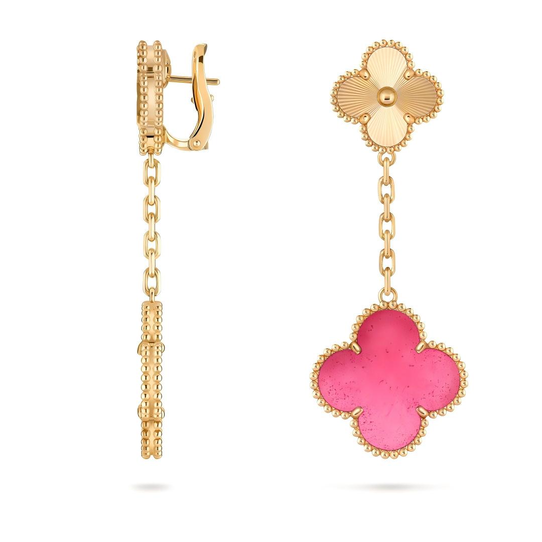 [Plus&Max]NEW CLOVER 2 MOTIF PINK ENAMEL EARRINGS