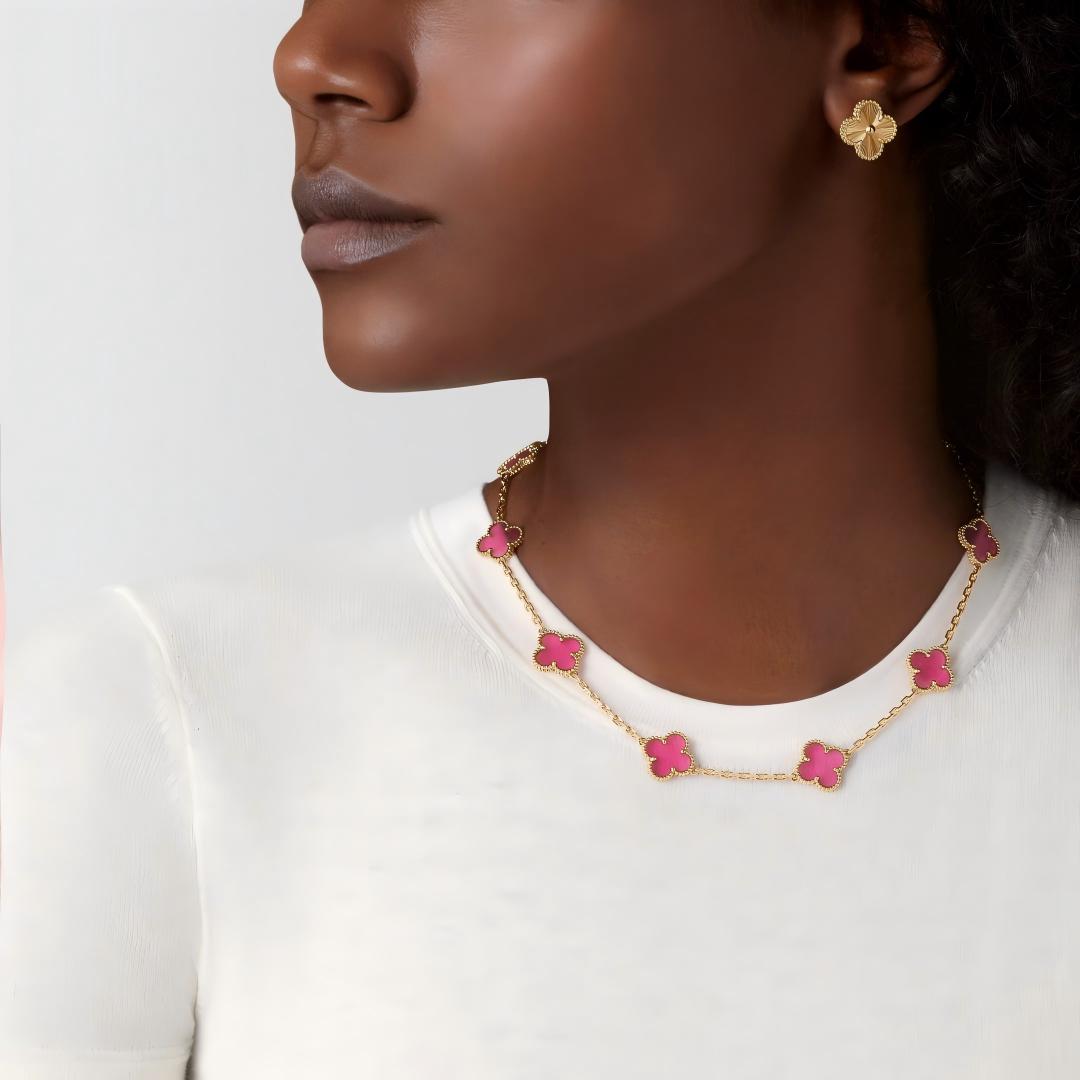 [Plus&Max]NEW CLOVER 10 MOTIFS PINK ENAMEL NECKLACE