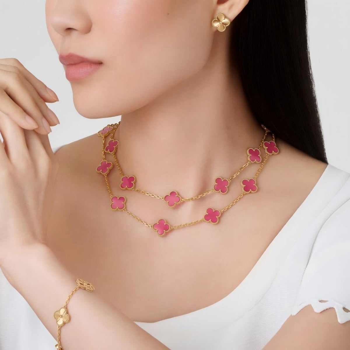 [Plus&Max] NEW CLOVER 20 MOTIFS PINK ENAMEL NECKLACE