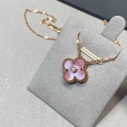 [Plus&Max]CLOVER 15MM DIAMOND PINK MOP NECKLACE