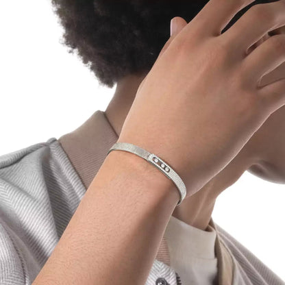 [Plus&Max]Move Noa Ciselé half pavé bangle