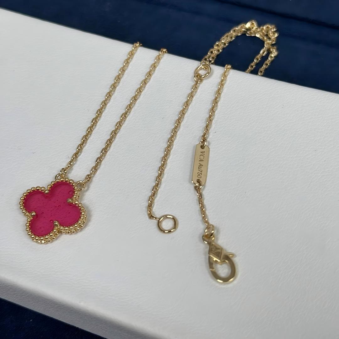 [Plus&Max] NEW CLOVER 15MM PINK ENAMEL NECKLACE