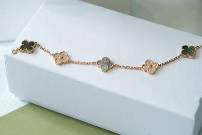 [Plus&Max]LUCKY CLOVER 5-MOTIF BRACELET - GREY MOTHER-OF-PEARL COLLECTION