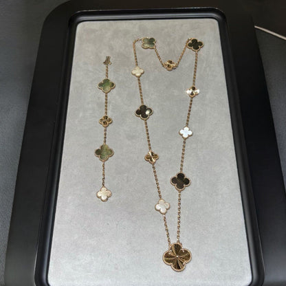 [Plus&Max]DETACHABLE CLOVER 15(11+4) FLOWER ROSE GOLD NECKLACE SET