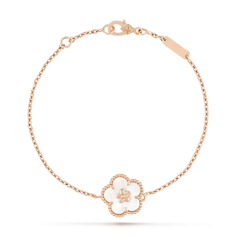 [Plus&Max]LUCKY WHITE MOP PLUM BLOSSOM  BRACELET